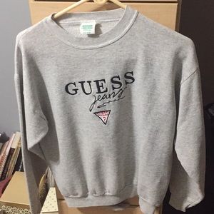 Guess sweatshirt